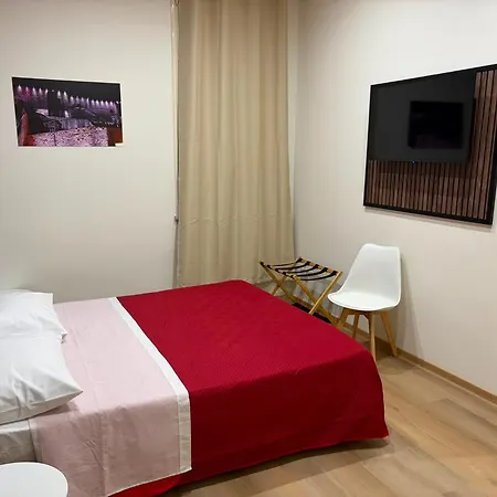 Domus Rhegium فندق مبيت وإفطار